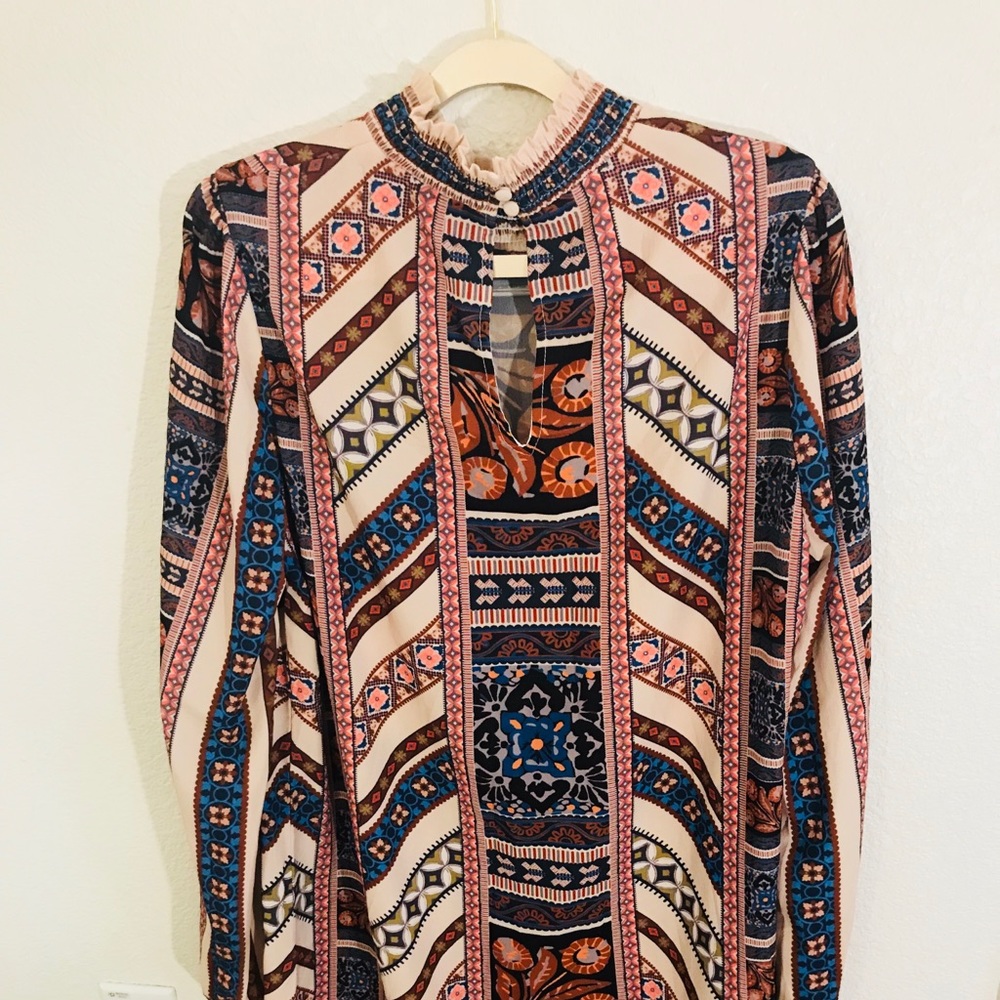 Long Sleeved Collared Geo Print Dress